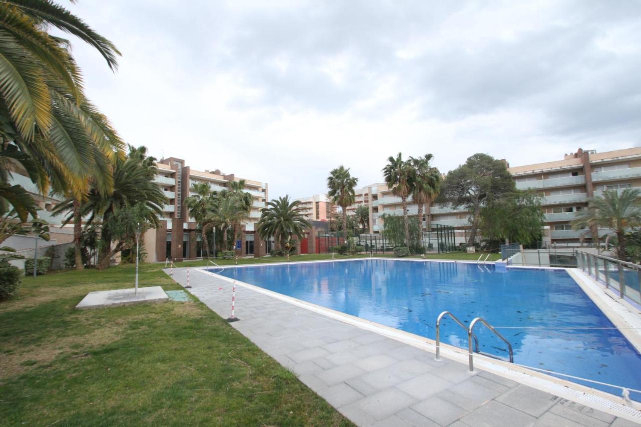 For A Stay Aqquaria Deluxe Salou Extérieur photo