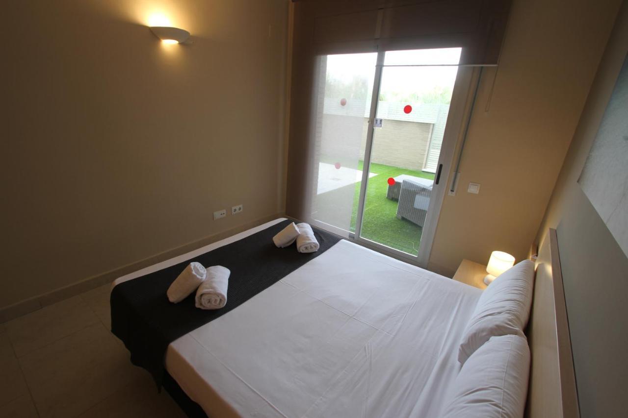 For A Stay Aqquaria Deluxe Salou Extérieur photo